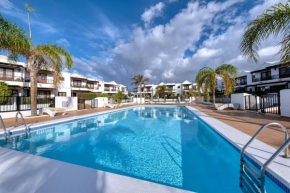 Casa Albi-shared pool